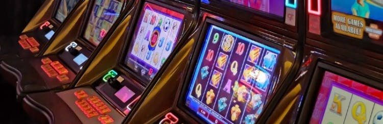 como funciona o jogo slot mestre